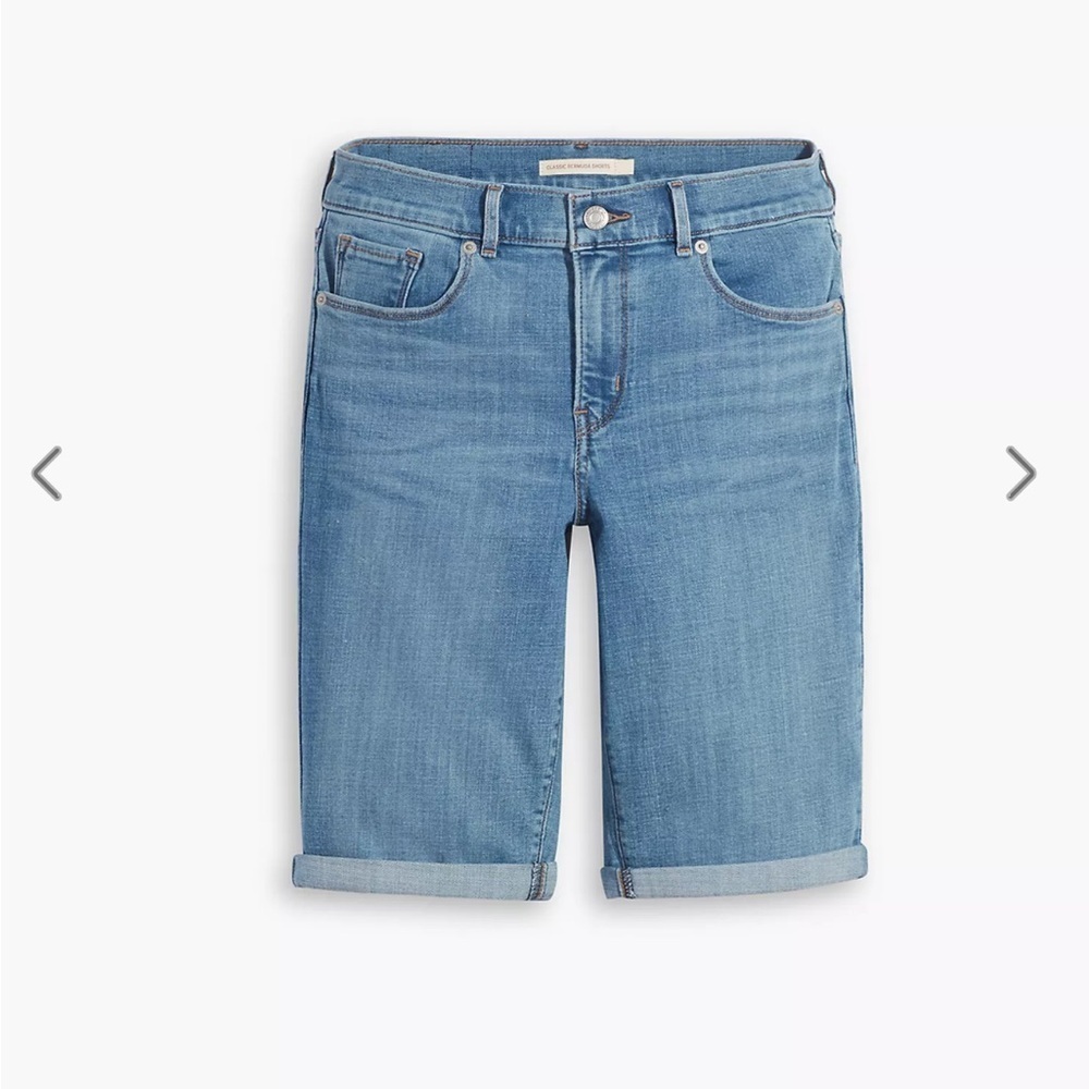 Levi’s Classic Bermuda Shorts